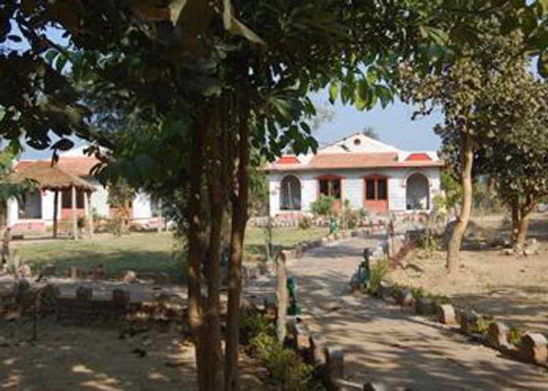 Mogli Resort Kānha Exterior photo