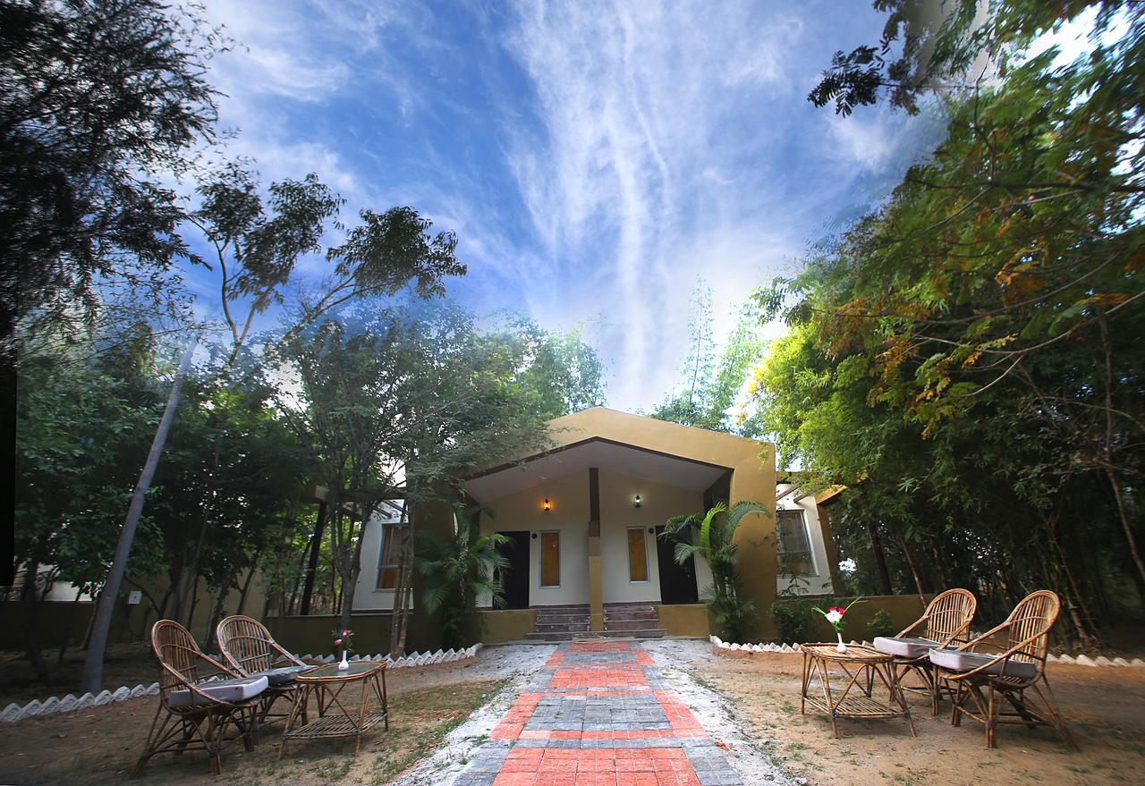 Mogli Resort Kānha Exterior photo