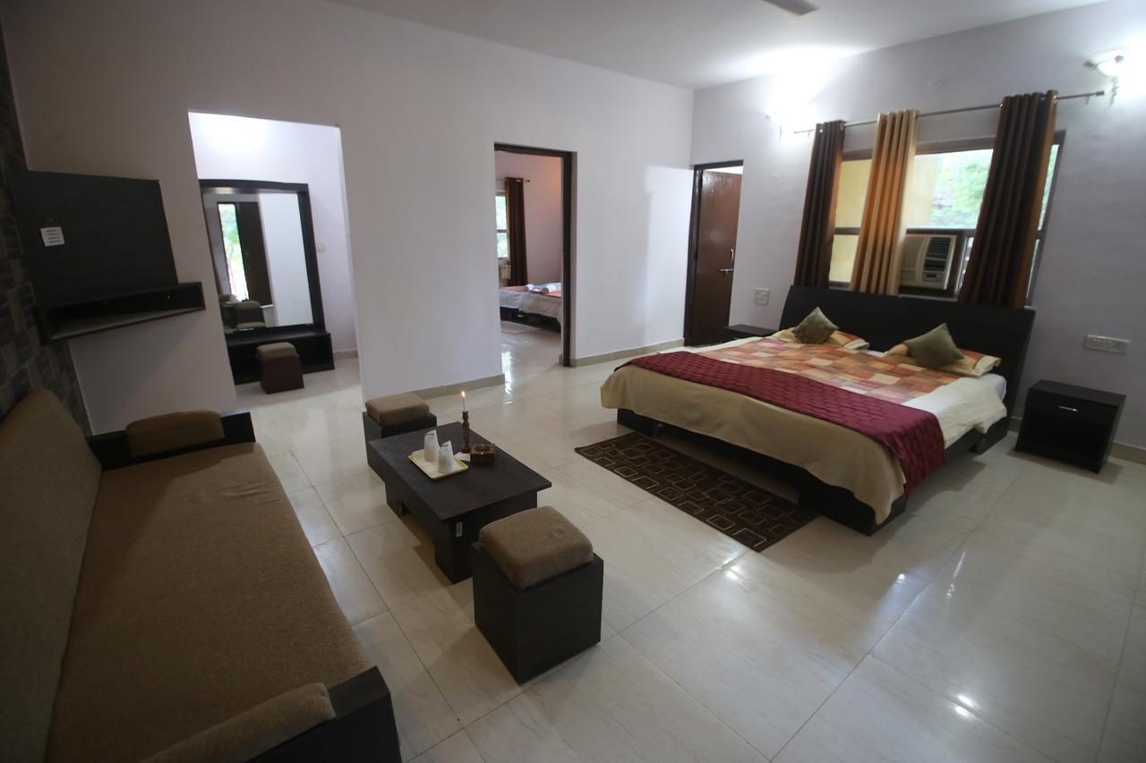 Mogli Resort Kānha Exterior photo